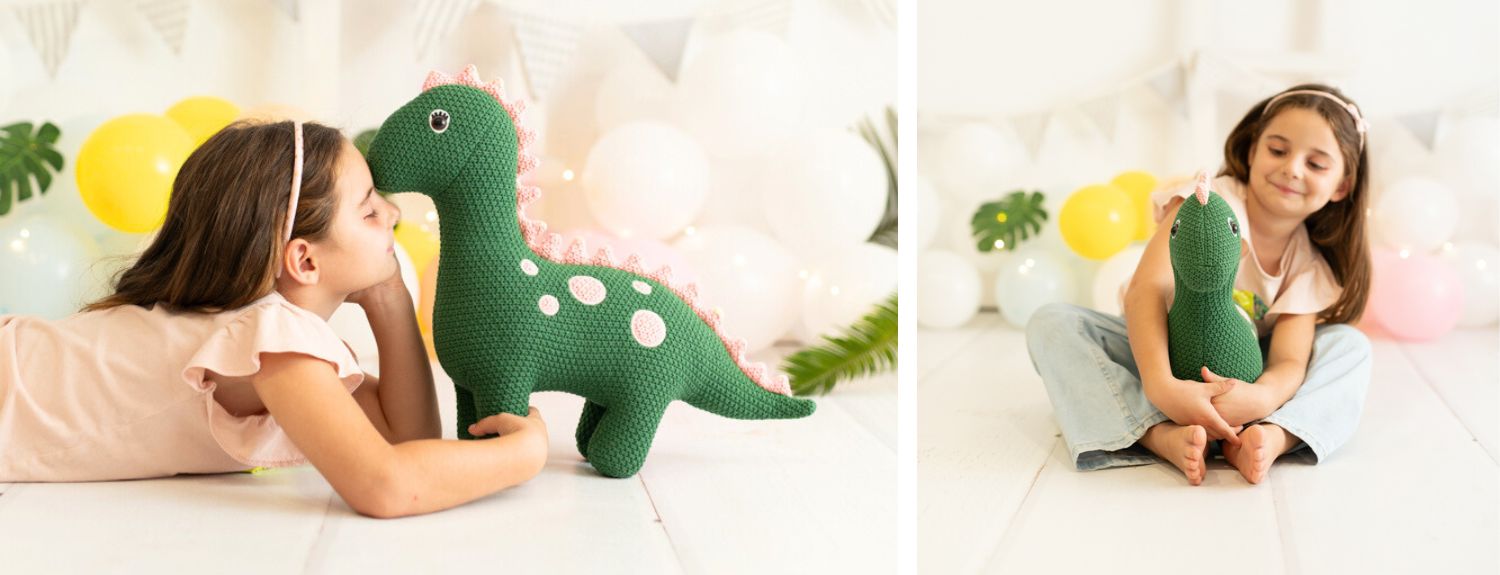 Faites un câlin à votre peluche en coton.