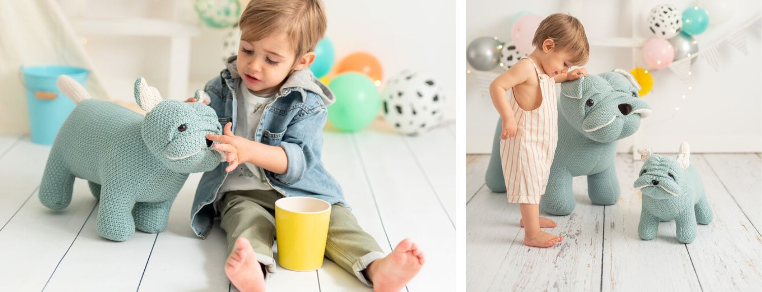 Votre petit chien en coton, toujours prêt à donner de l'amour.